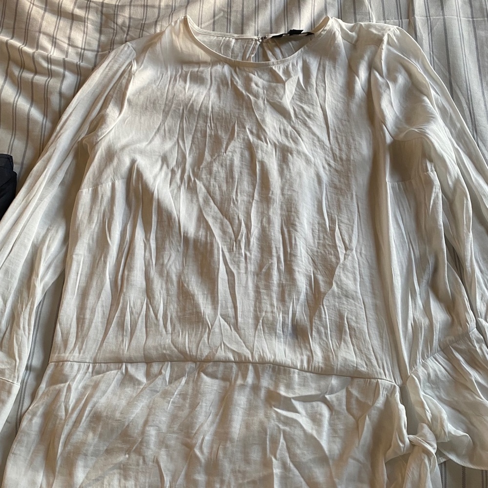 Vera Wang Long Sleeve Dress Shirt